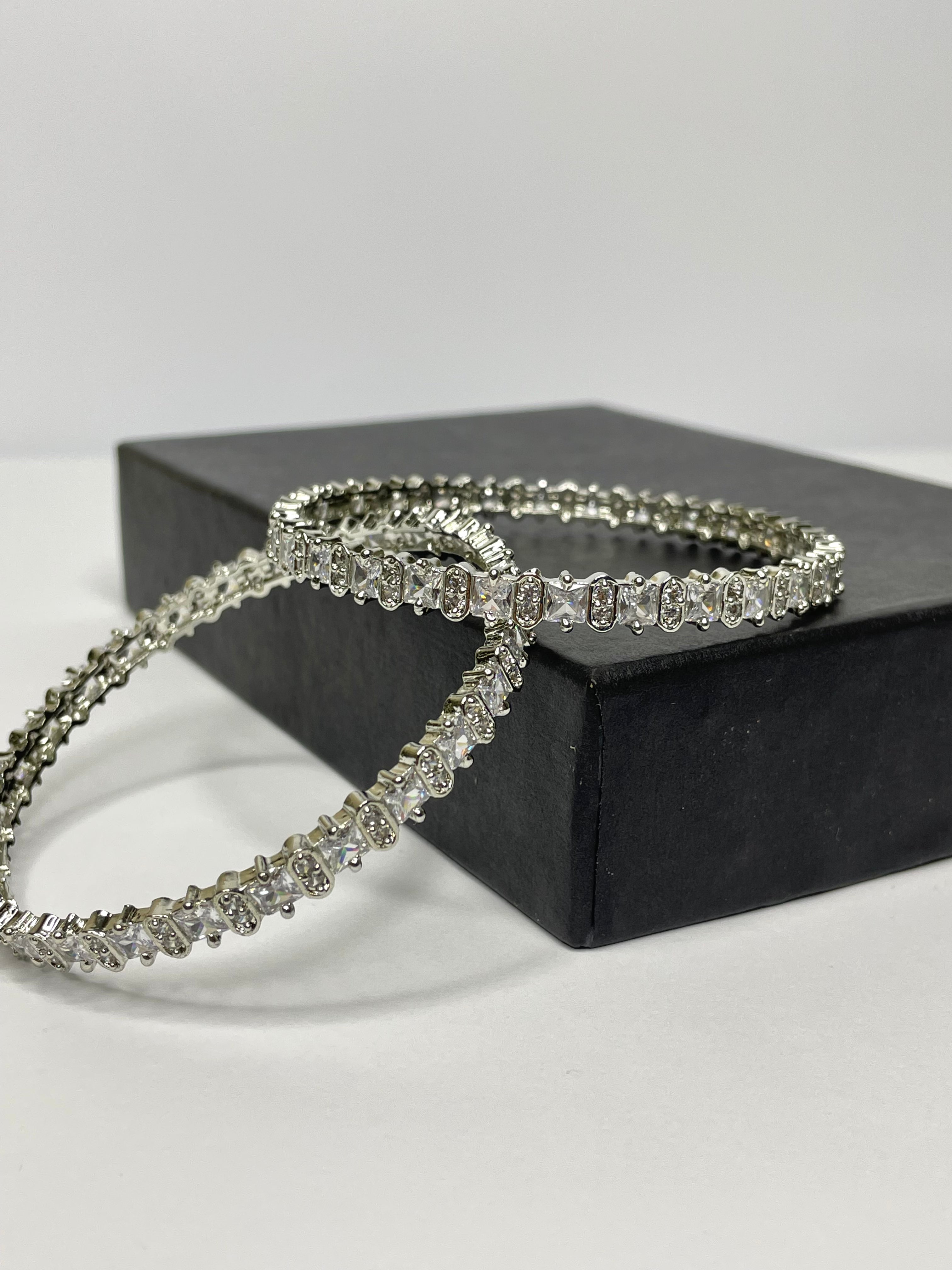 Bangles - B103
